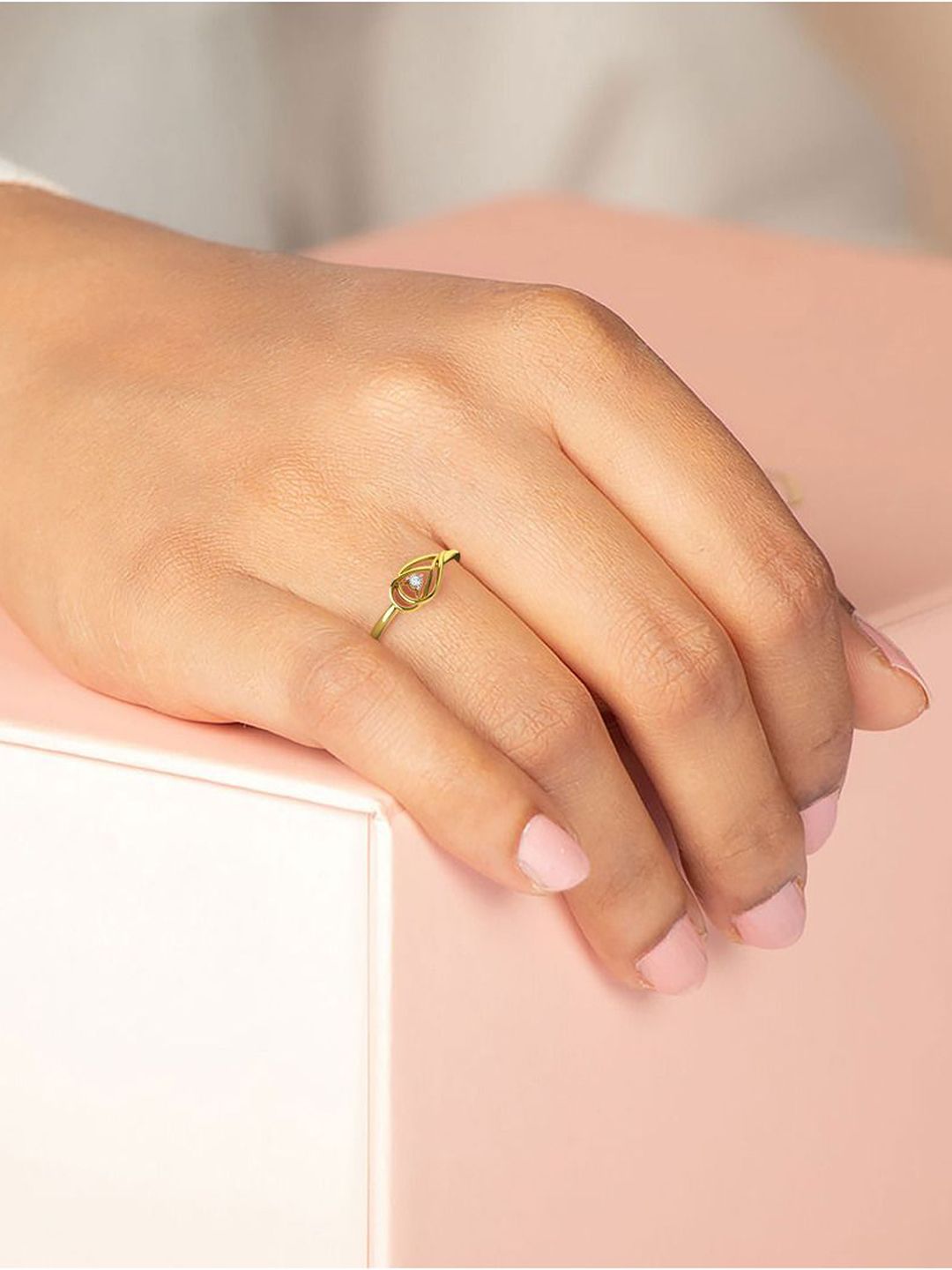 KISNA DIAMOND AND GOLD JEWELLERY Women 18 Kt Gold 0.01CT Diamond Ring