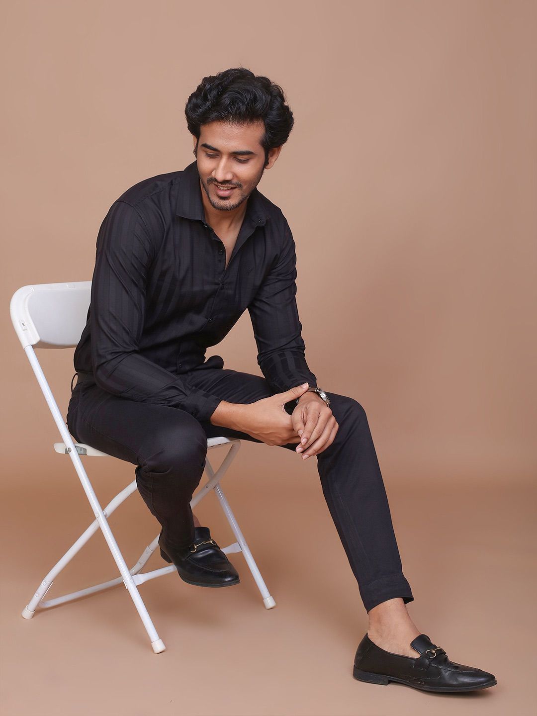 RAVINIK Men Slim Fit Opaque Checked Casual Shirt-picture-53
