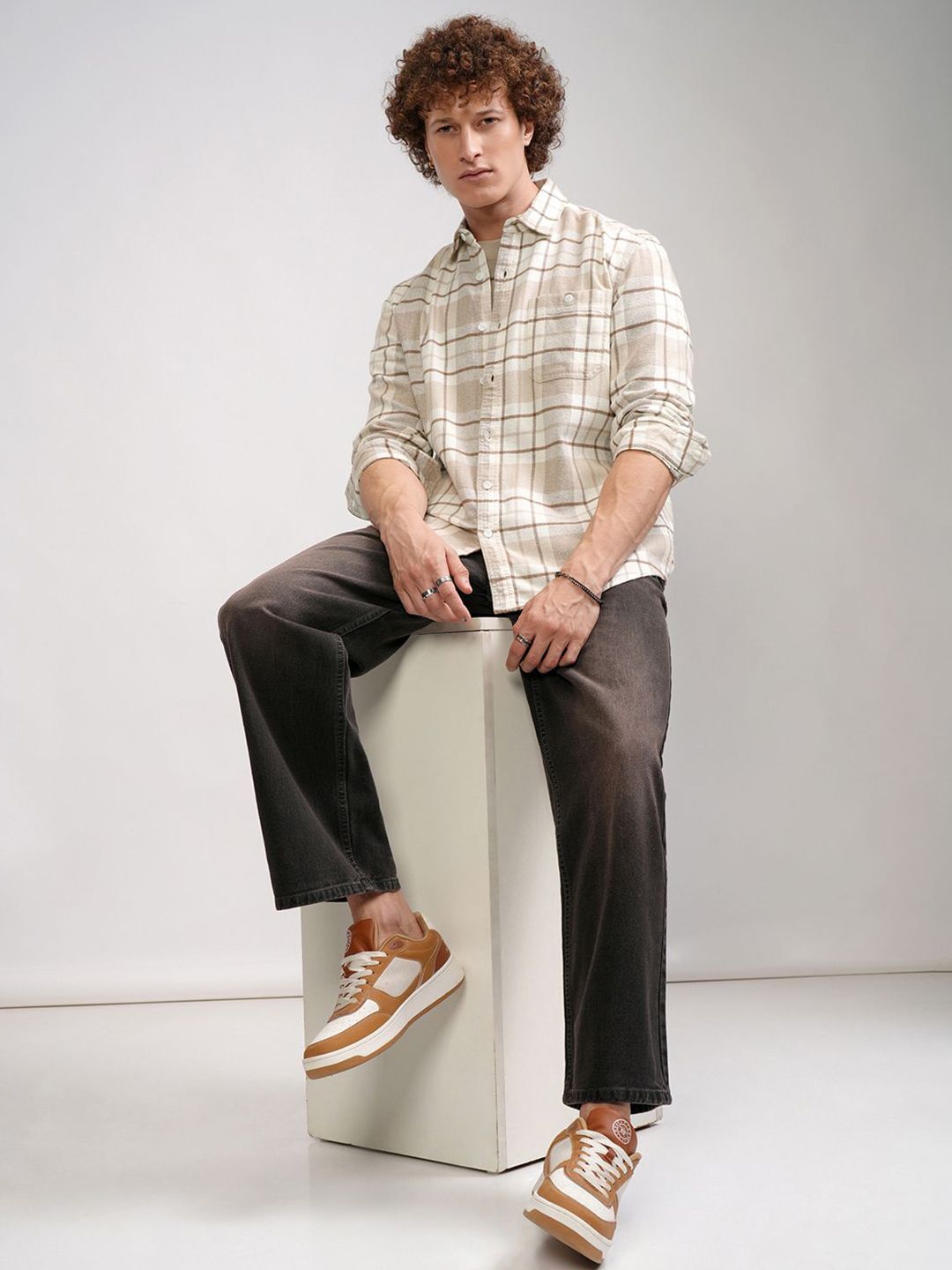 Buy Highlander Men Relaxed Fit Spread Collar Tartan Checked Cotton