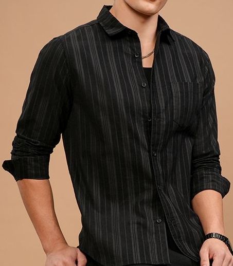 Striped Spread Collar Cotton Casual Shirt For Men