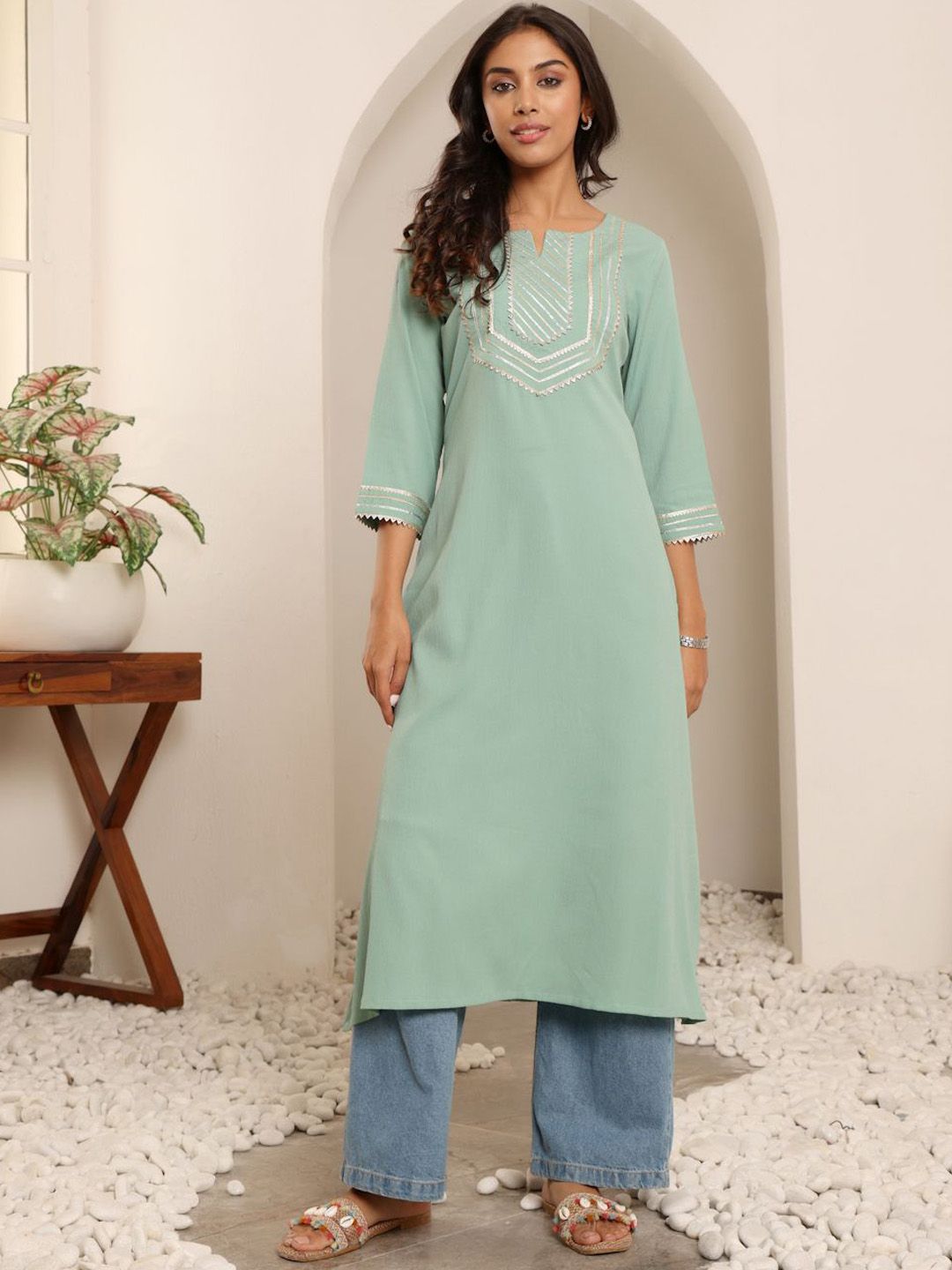 Varanga Women Ethnic Motifs Embellished Gotta Patti Crepe Kurta-picture-36