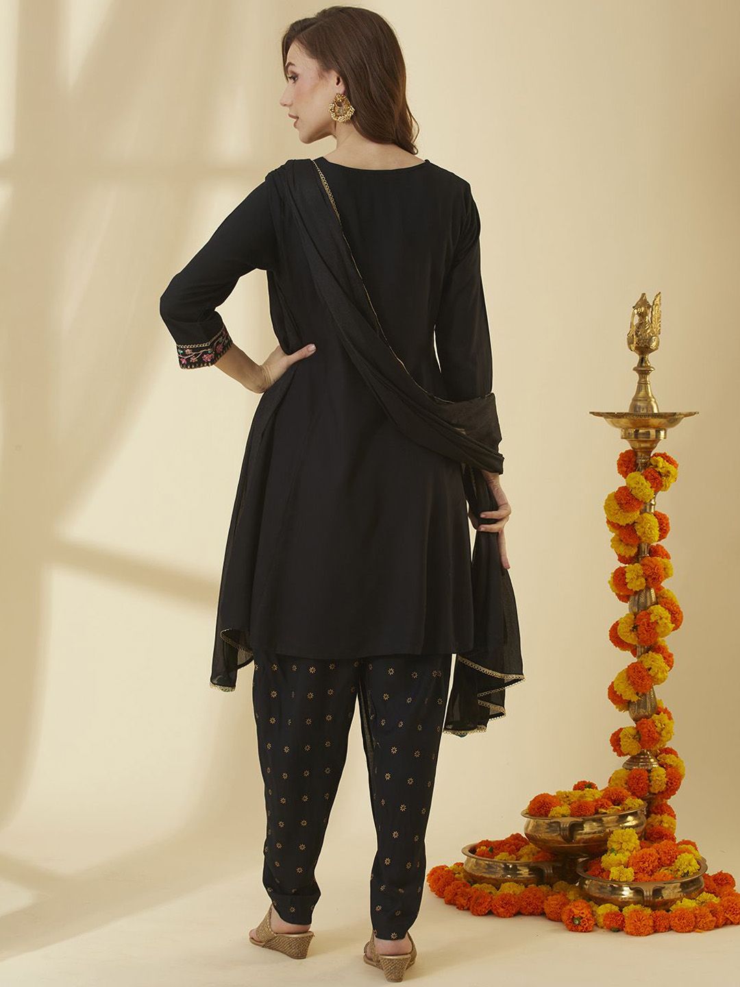 Women's Floral Straight Multicolored Kurta Set with Dupatta