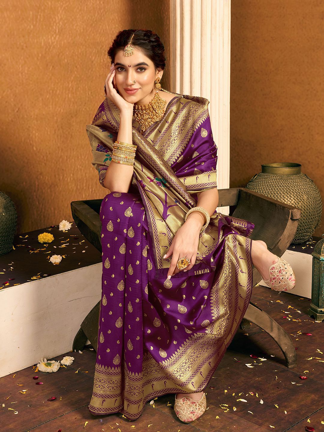 KALINI Floral Woven Design Zari Paithani Saree-picture-28
