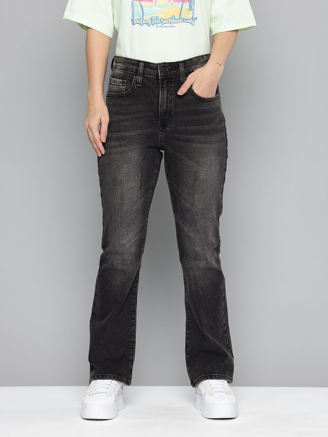 Levis Women's 725 Black Bootcut Fit High Rise Jeans