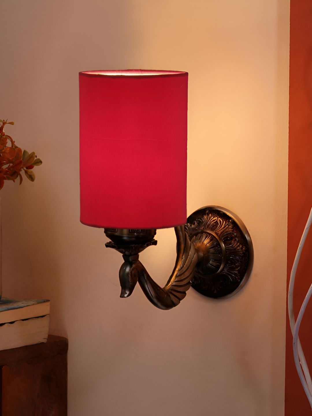 Aura Red & Beige Metal Traditional Abstract Shaped Shaped Wall Lamp-picture-28