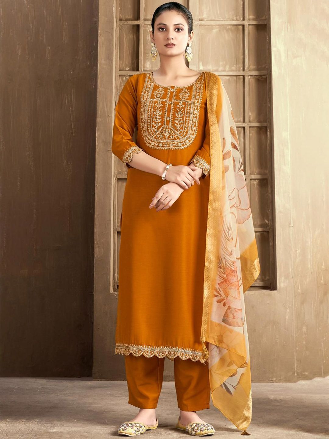 MOKOSH Floral Embroidered Straight Kurta With Trousers And Dupatta-picture-30