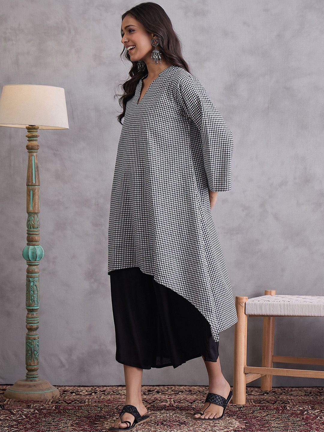 InWeave Checked Flared Sleeves V-Neck Cotton A-Line Kurta-picture-23