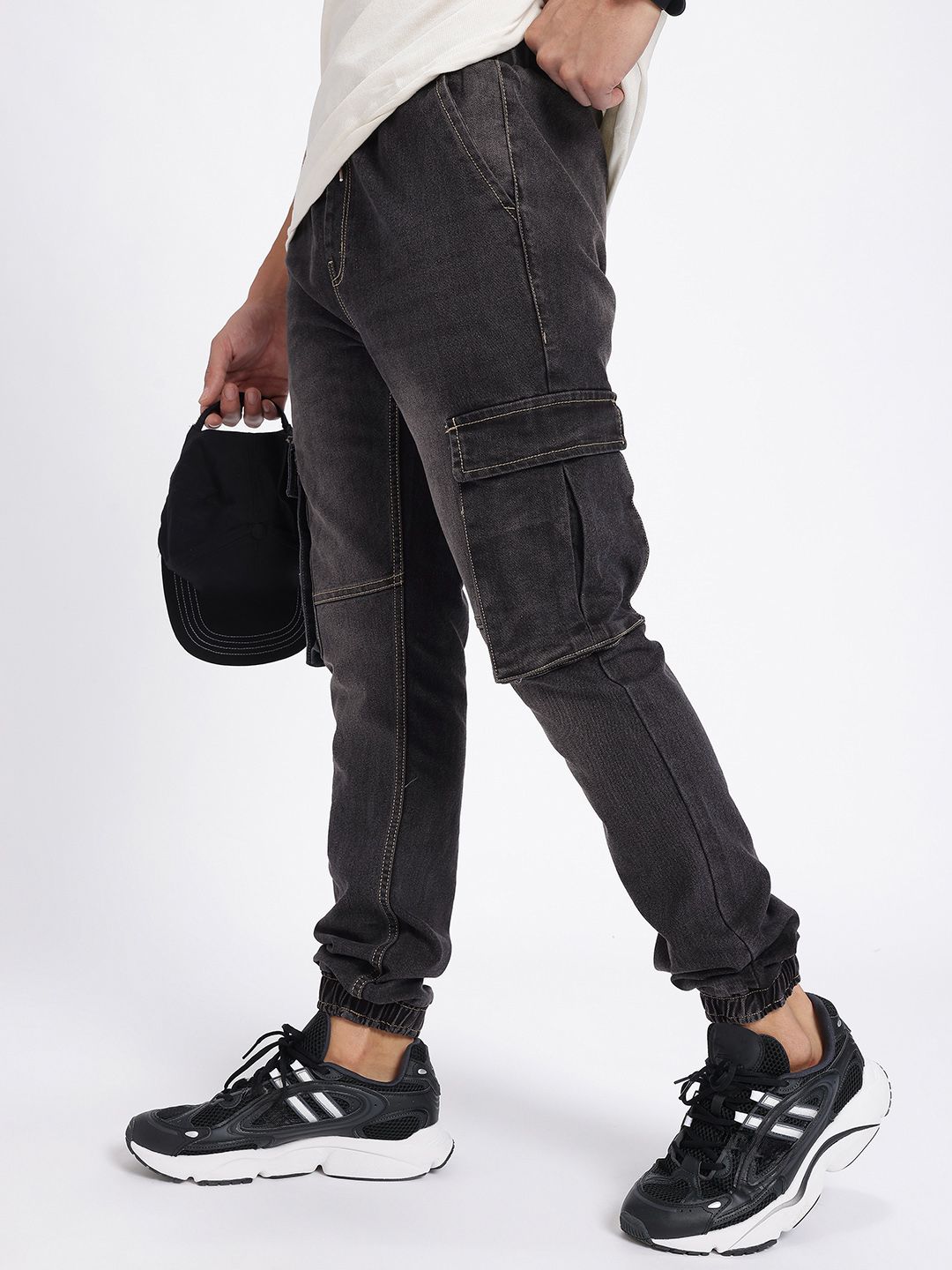 glitchez Men Relaxed Fit Light Fade Jogger Jeans-picture-34