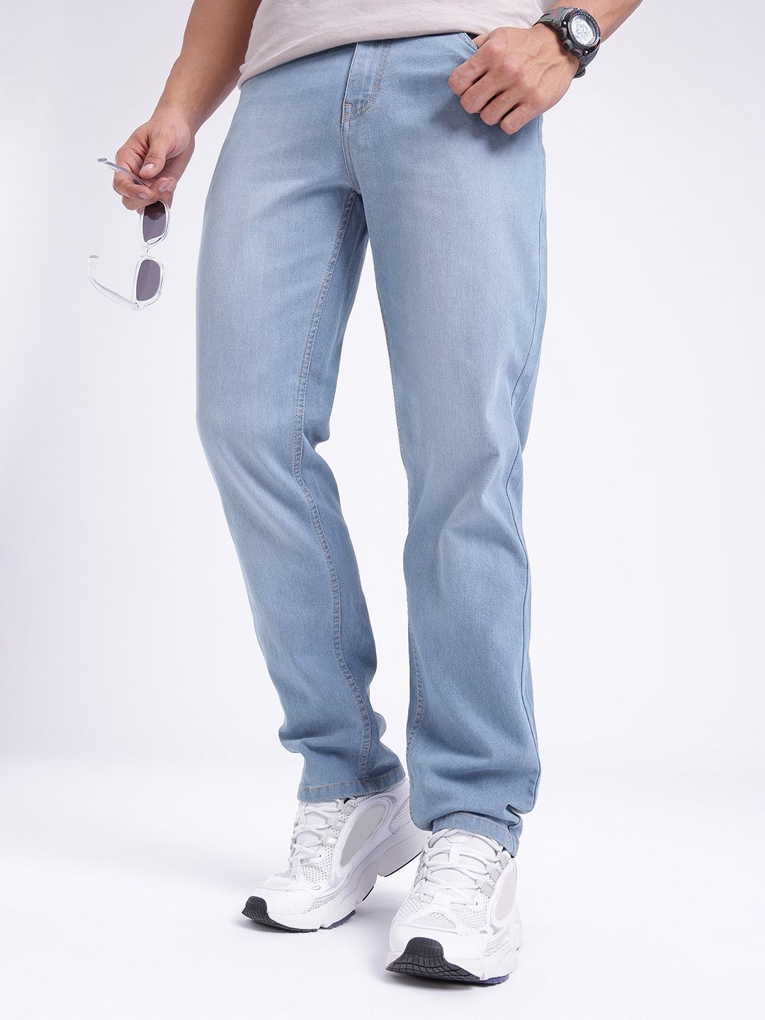 glitchez Men Relaxed Fit Light Fade Embroidered Stretchable Jeans-picture-24