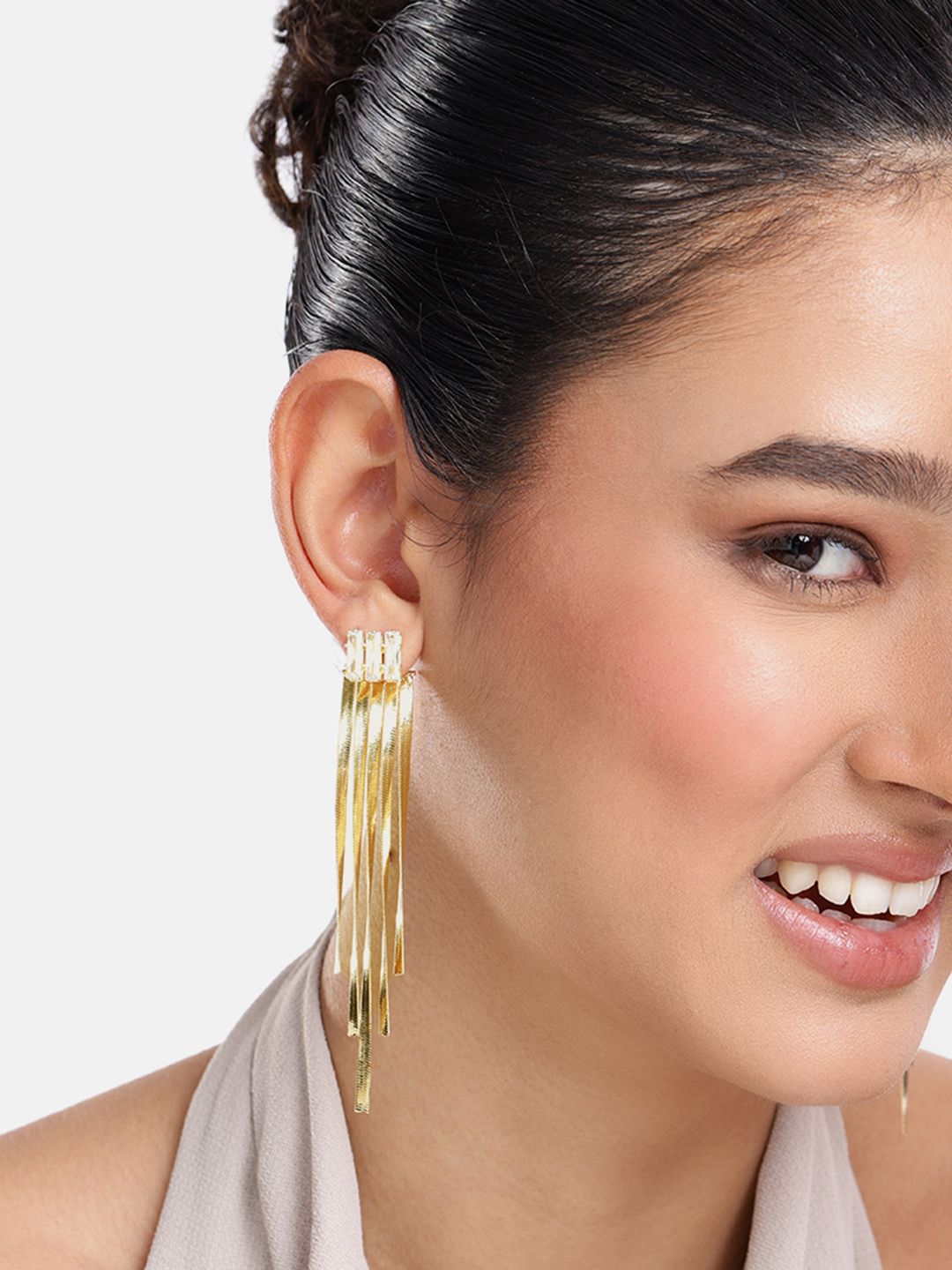 DressBerry Contemporary Drop Earrings-picture-24