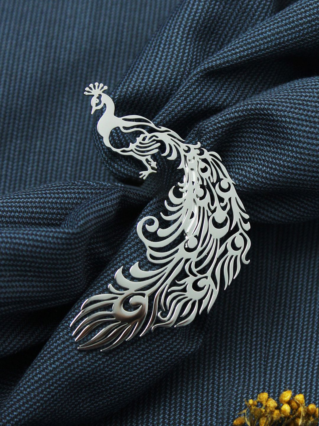 House of Pataudi Men Silver-Plated Peacock Brooch