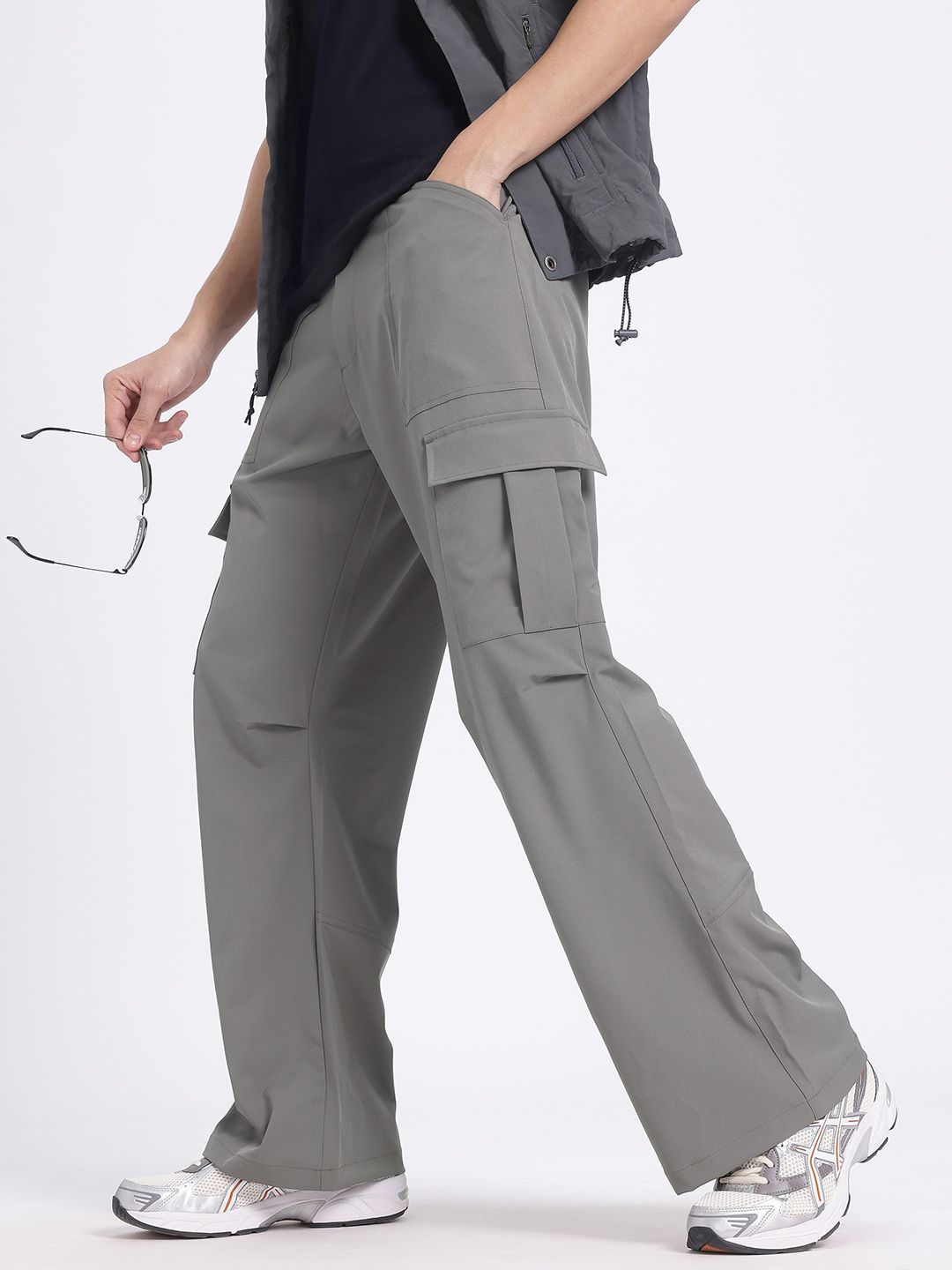 glitchez Men Wanderlost Cargo Style Trousers-picture-17