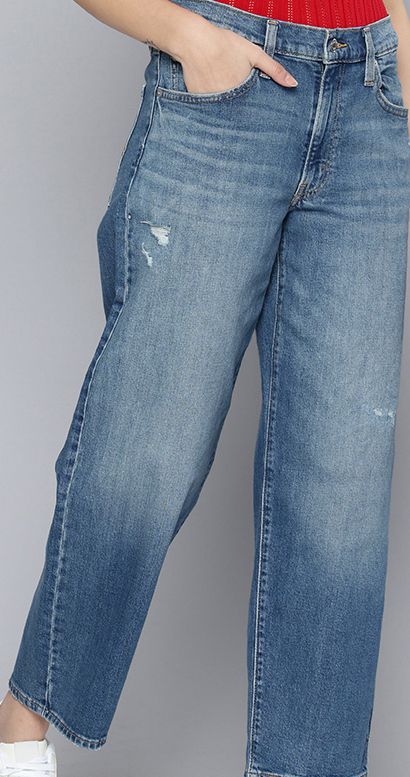 Women Blue Low Distress Light Fade Stretchable Cotton Jeans