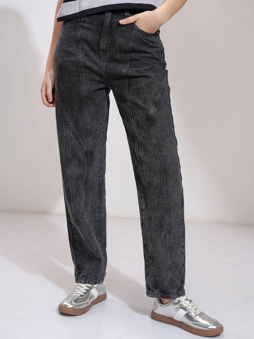 Tokyo Talkies Women Straight Fit Light Fade Cotton Stretchable Jeans-image-33