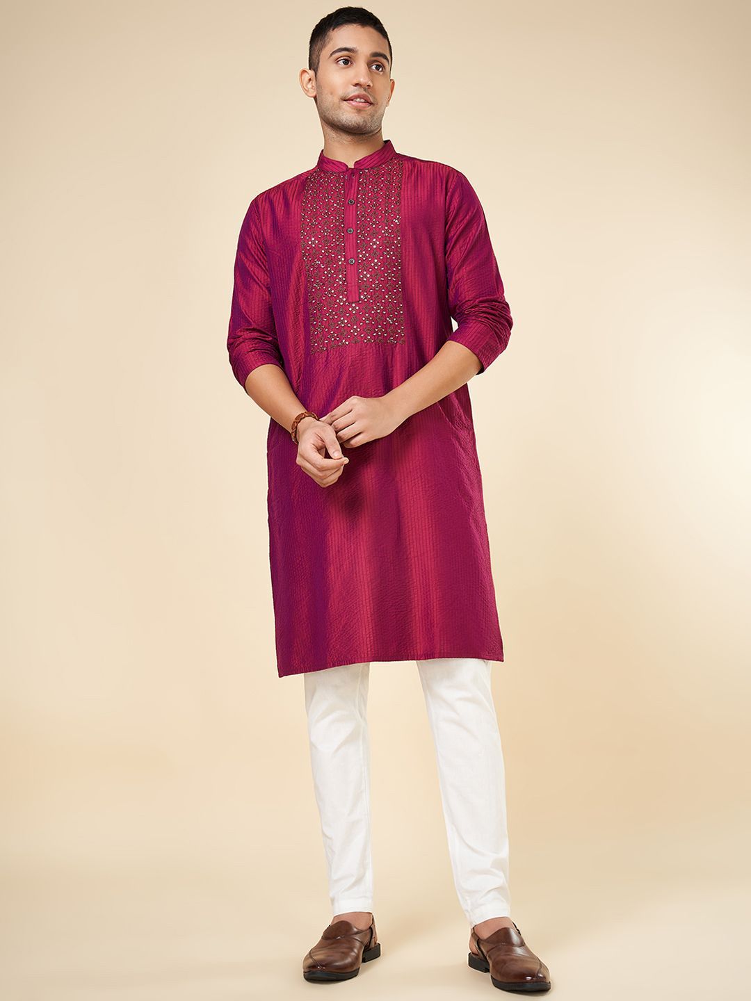 indus route by Pantaloons Mandarin Collar Thread Work Straight Kurta-picture-10