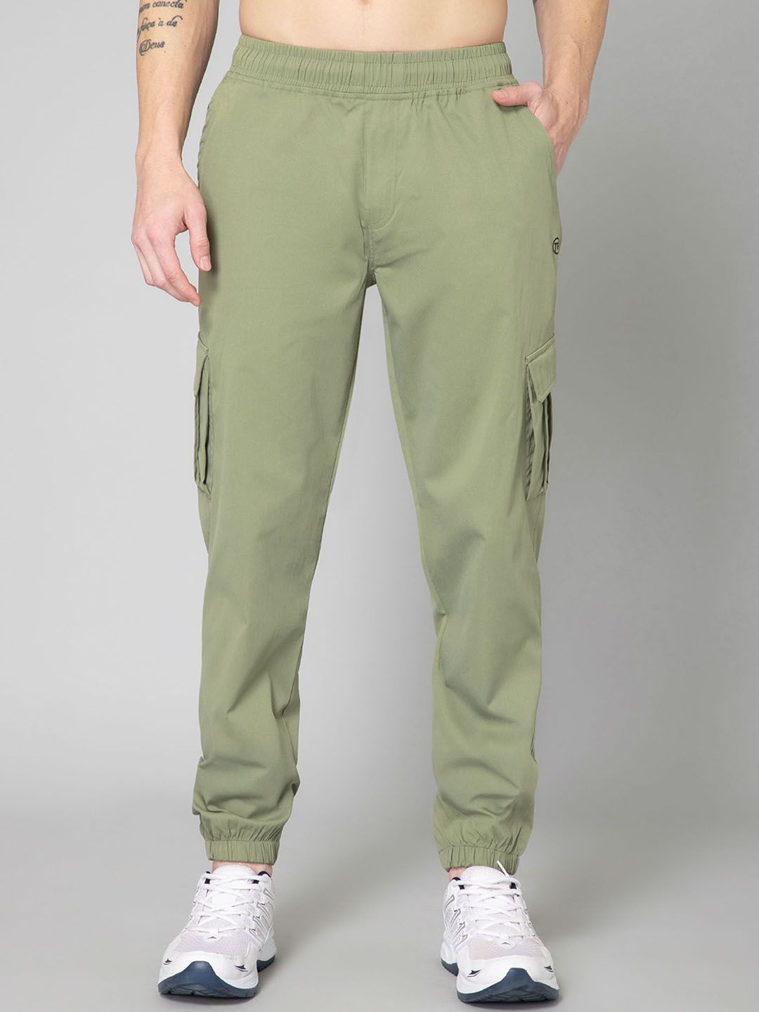 TURNFIT Men Relaxed-Fit Mid-Rise Joggers-picture-38
