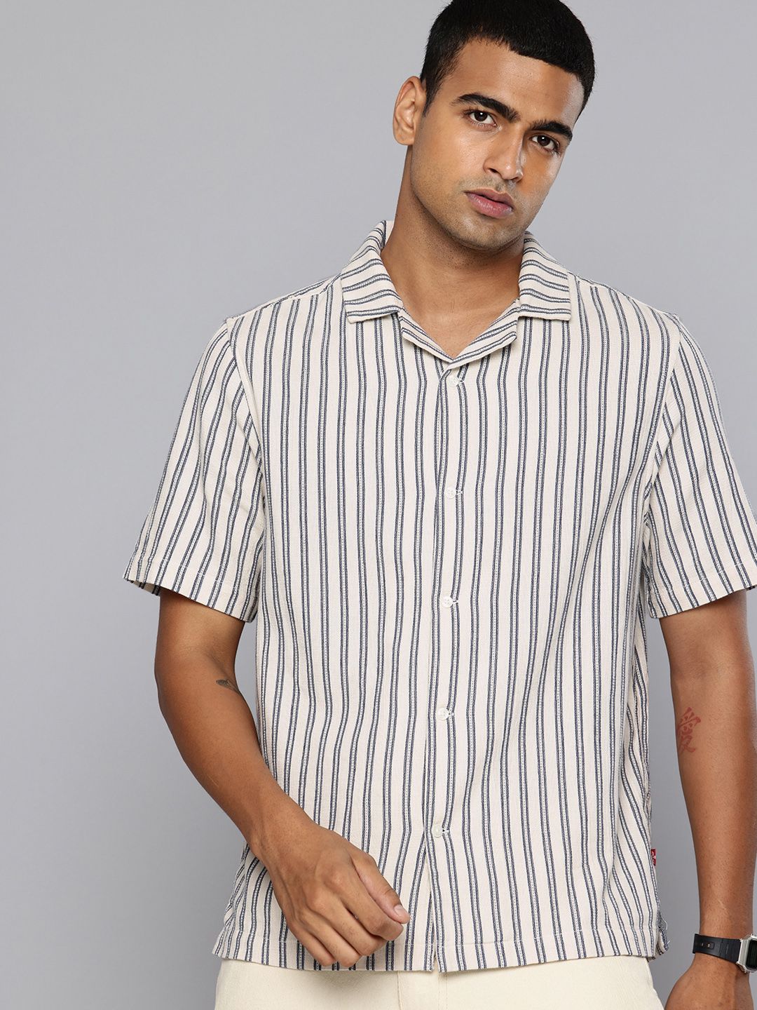 Levis Pure Cotton Striped Relaxed Fit Casual Shirt-picture-14