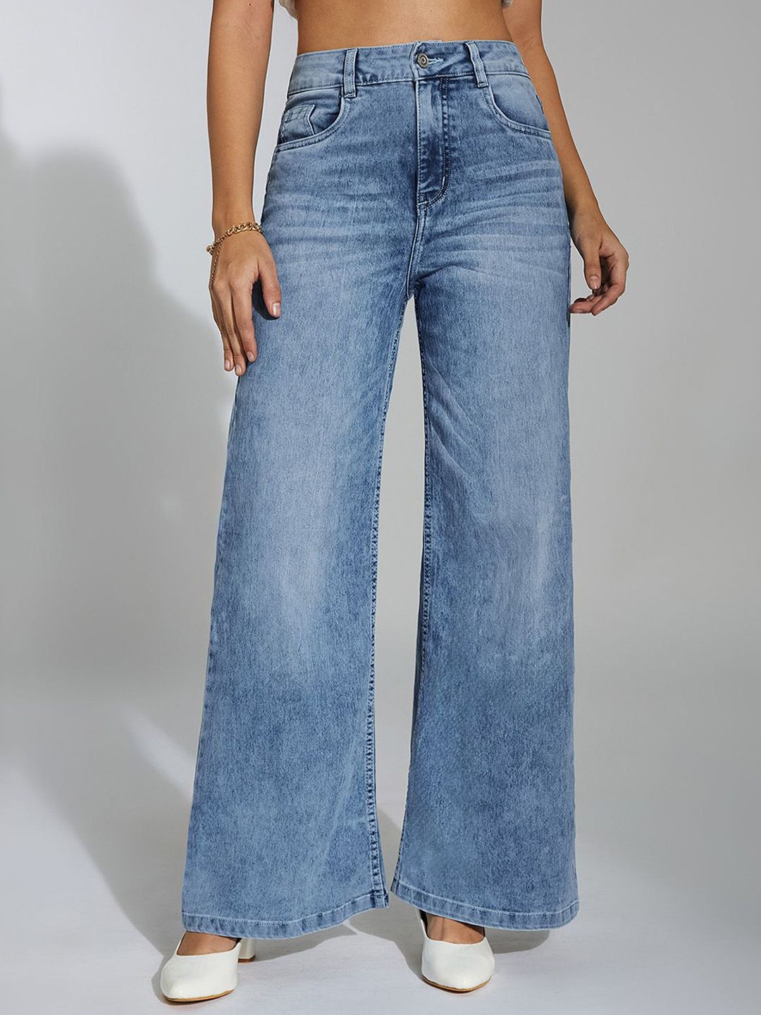 Miss Chase Women Wide Leg High-Rise Low Distress Heavy Fade Stretchable Jeans