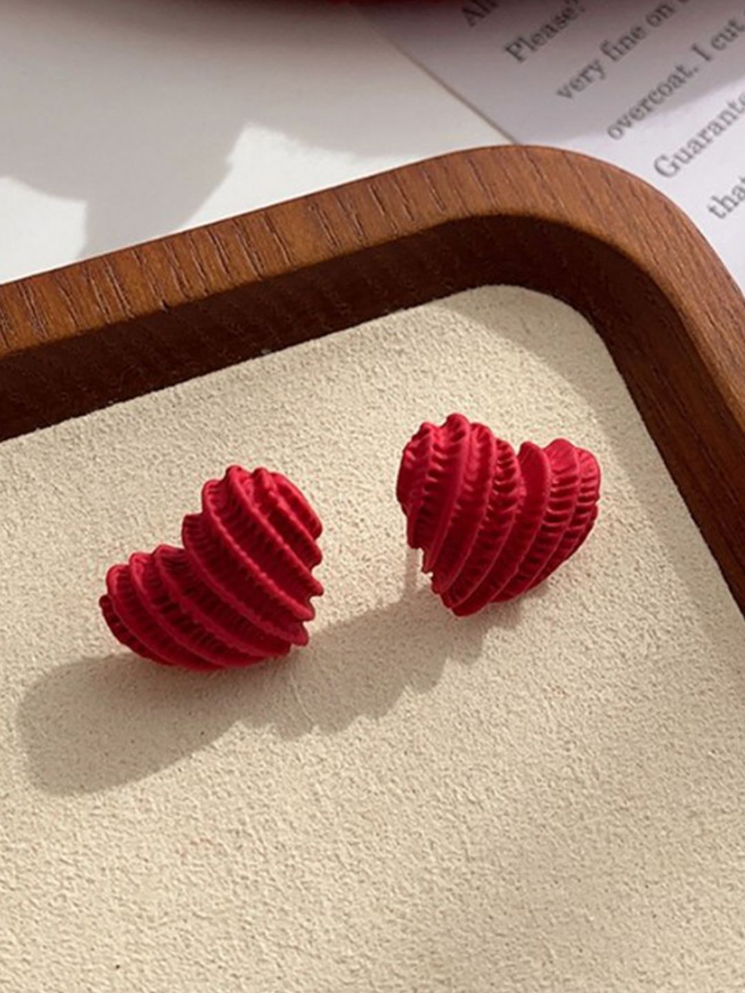 BEYTER Heart Shaped Studs Earrings-picture-24