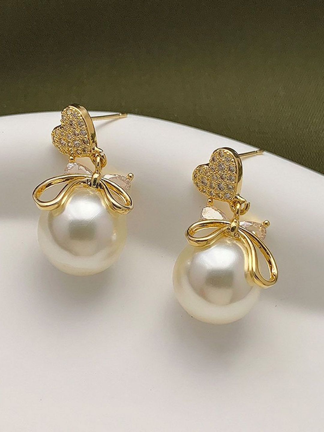 PolluxCraft Gold-Plated Zircon Studded Contemporary Shaped Korean Studs-picture-36