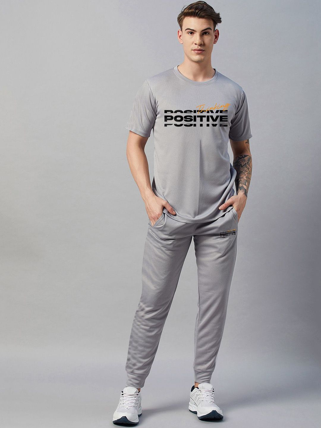 CHROME & CORAL Men Printed Mid-Rise Tracksuit-picture-20