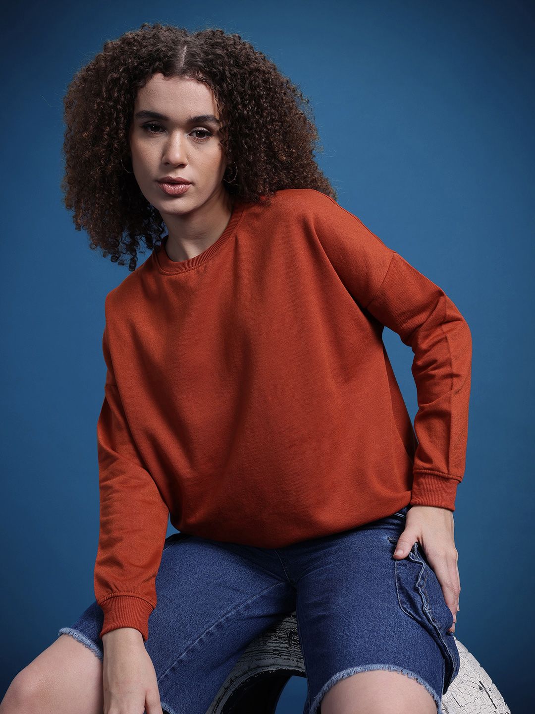The Roadster Lifestyle Co. Solid Drop Shoulder Sleeves Oversized Sweatshirt-image-22
