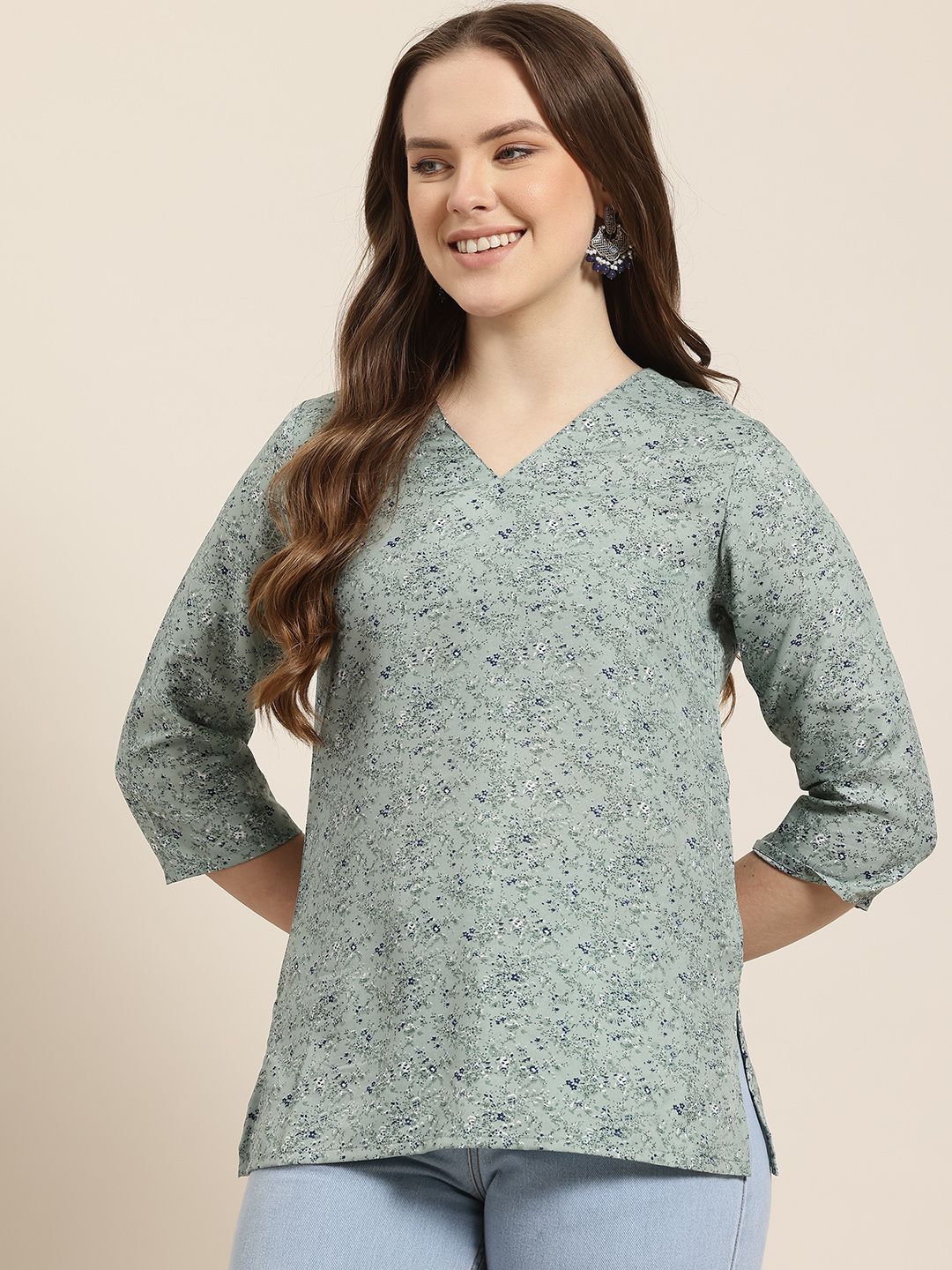 here&now x fwd HERE&NOW Micro Florals Print V-Neck Straight Kurti-picture-23