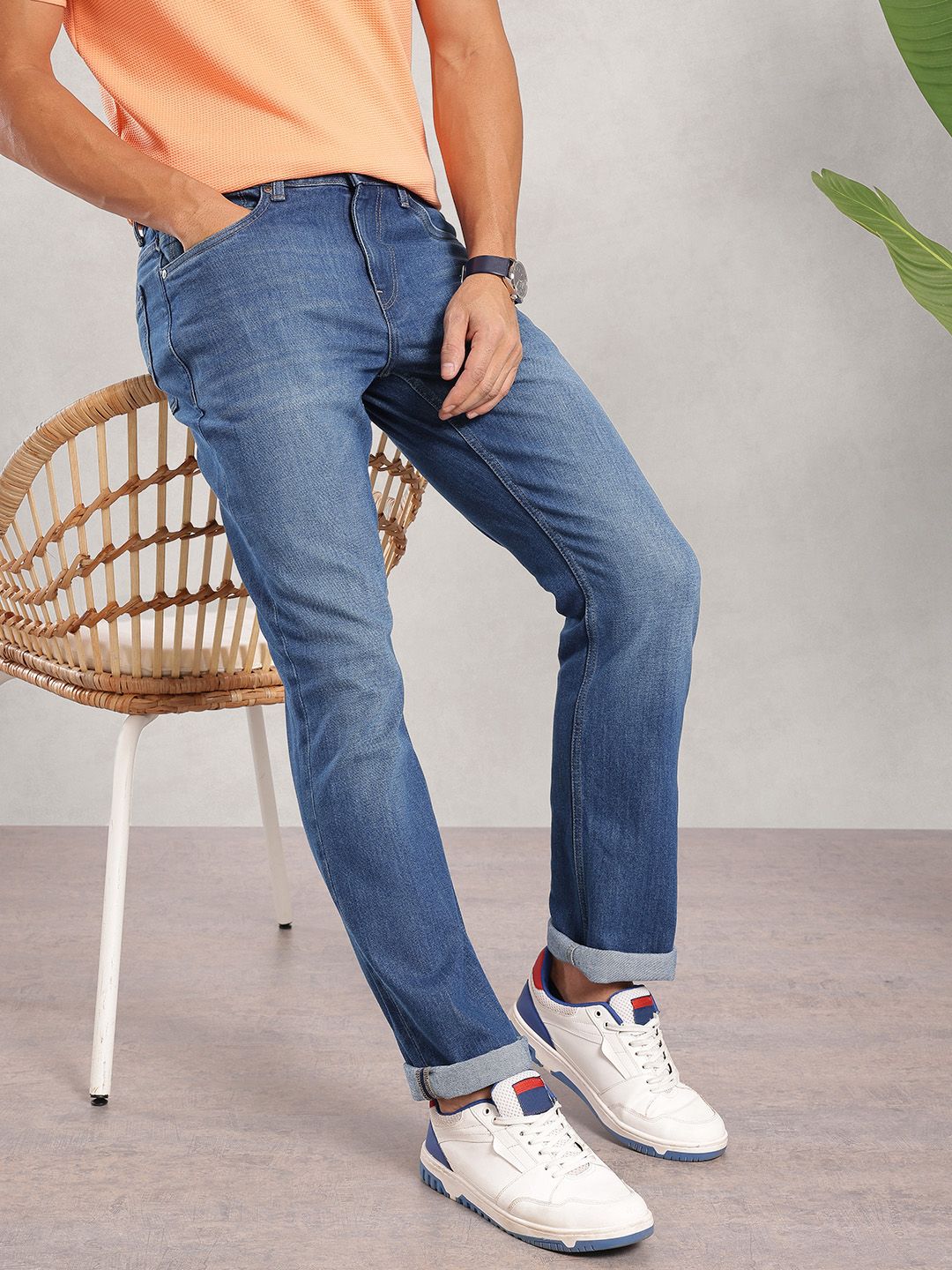 Nautica Men Straight Fit Mid-Rise Light Fade Stretchable Jeans-picture-12