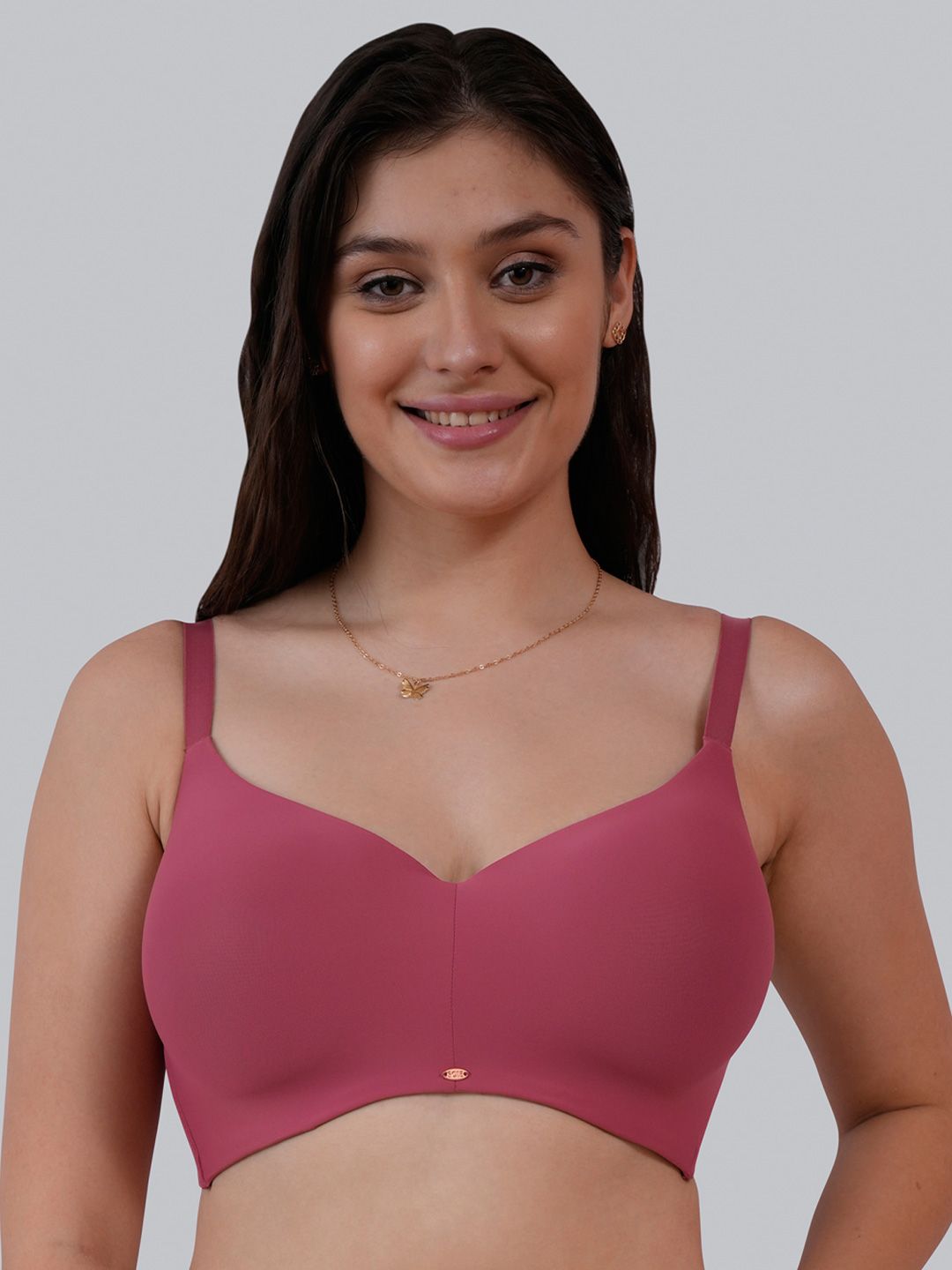 Soie Women Full Coverage Padded Non-Wired Ultra Soft Seamless T-shirt Bra