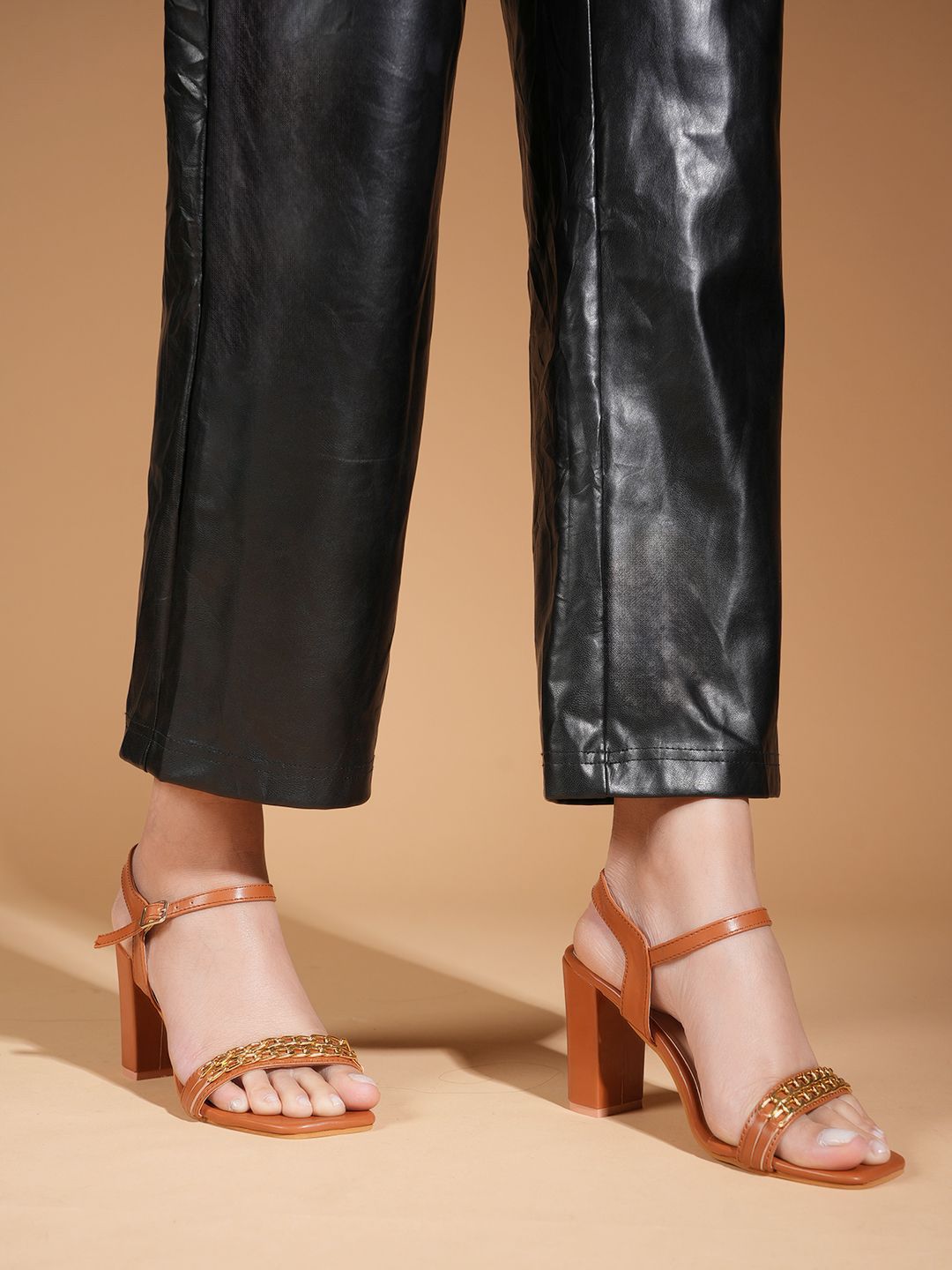 DressBerry Women Textured Party Block Sandals with Buckle-picture-22