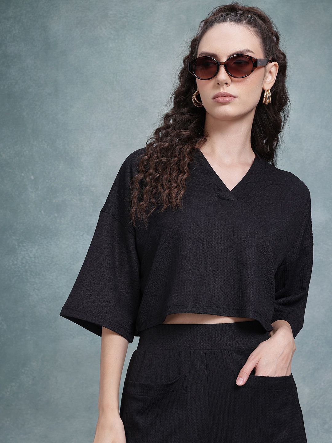 roadster Stylecast X Hersheinbox Drop-shoulder Sleeve Co-Ord T-Shirt With Shorts Co-Ord Set-picture-38