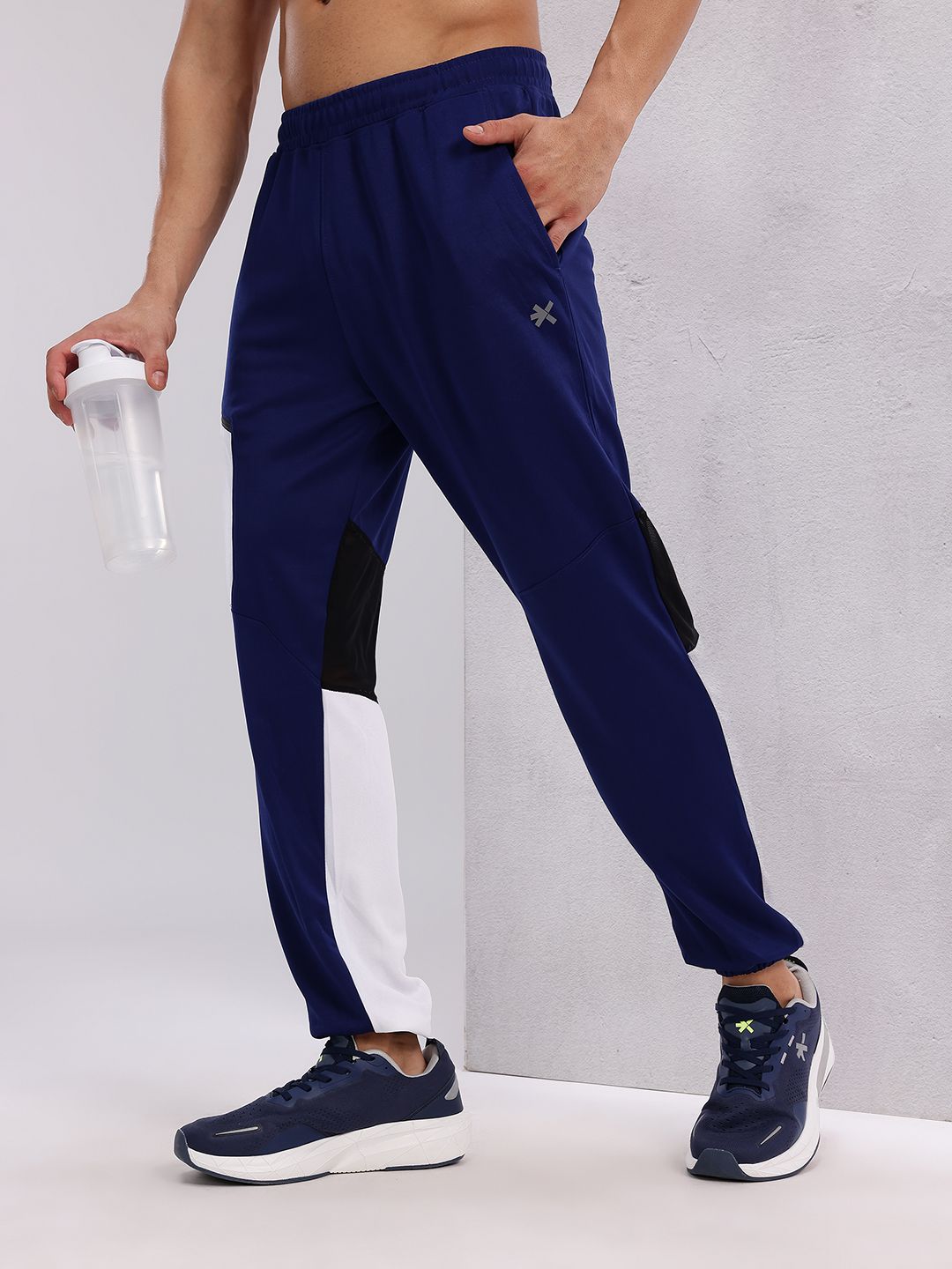 HRX by Hrithik Roshan Men Colourblocked Mid-Rise Rapid-Dry Regular Fit Running Joggers-image-38