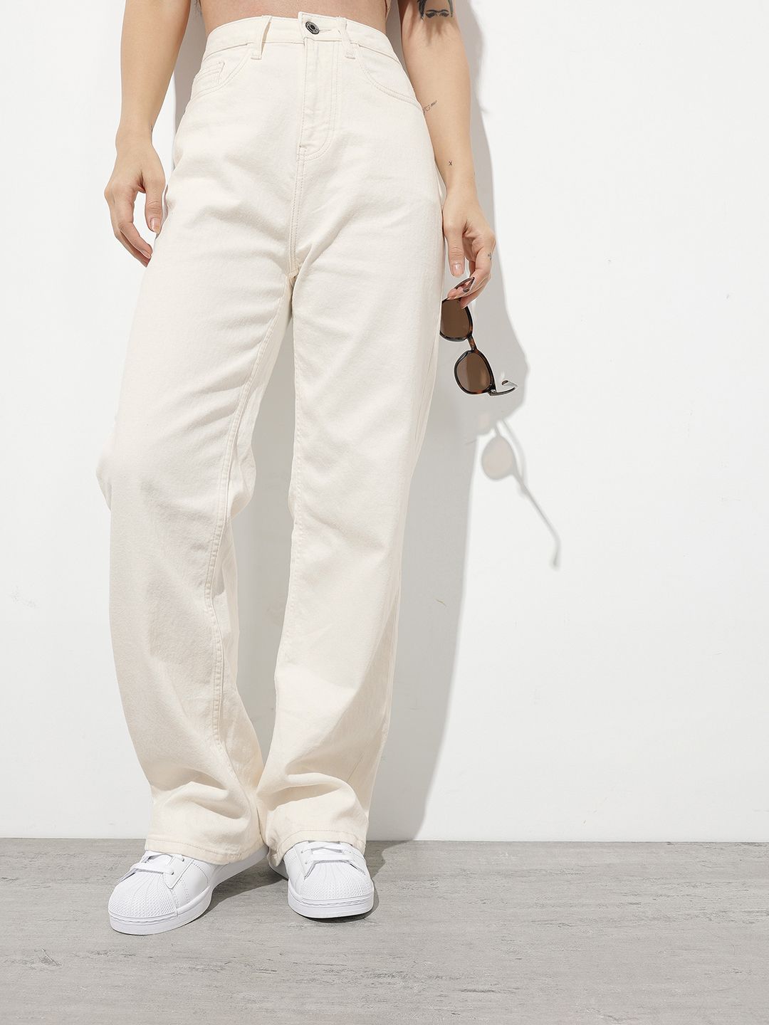 The Roadster Life Co. Women Straight Fit Stretchable Jeans