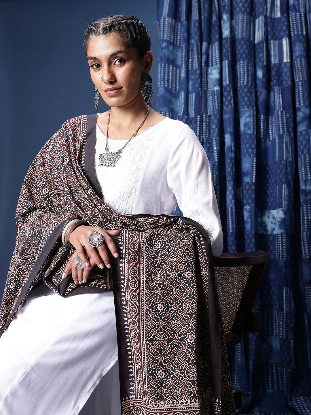 Taavi Block Printed Ajrakh Pure Cotton Dupatta-picture-24