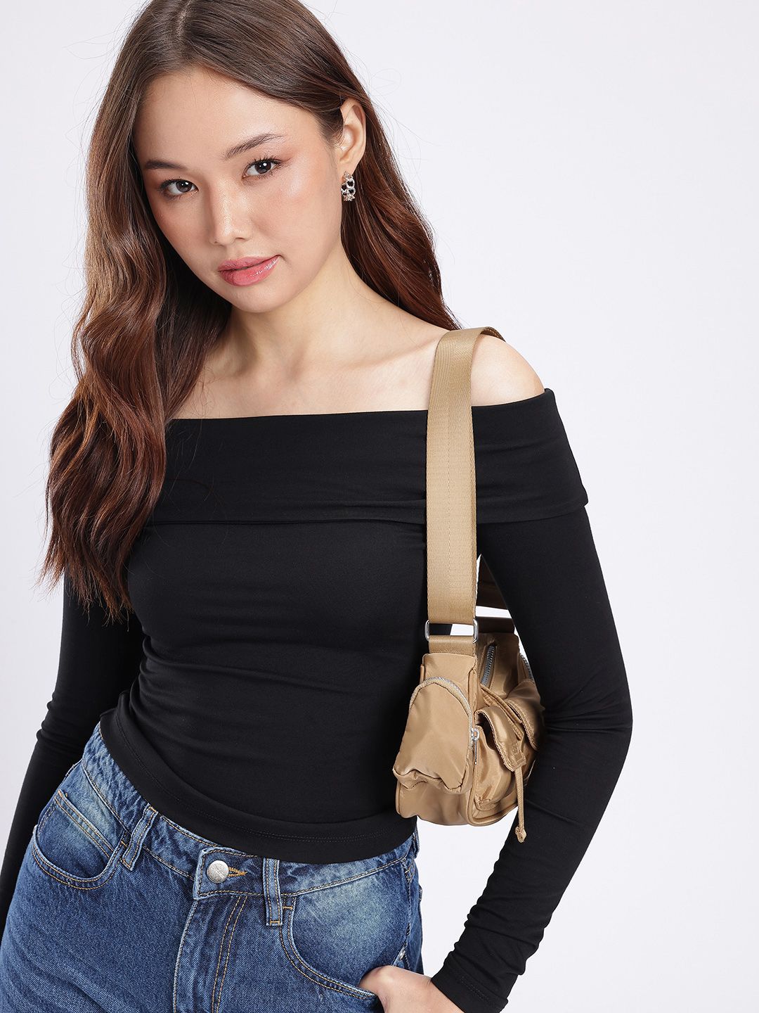 glitchez Gathers Detail Off-Shoulder Fitted Top-picture-21