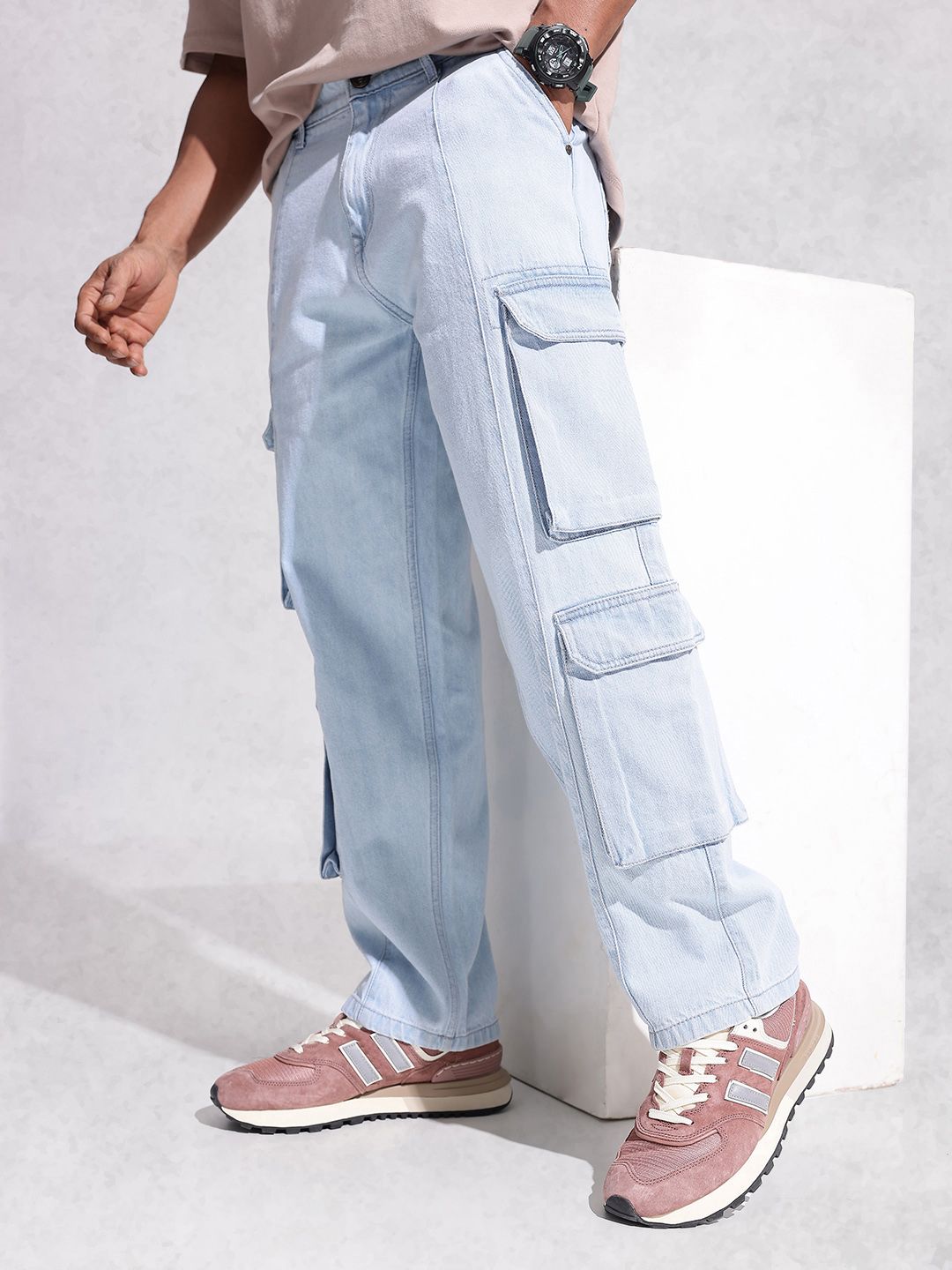 WROGN Men Pure Cotton Loose Fit Cargo Style Jeans-image-18