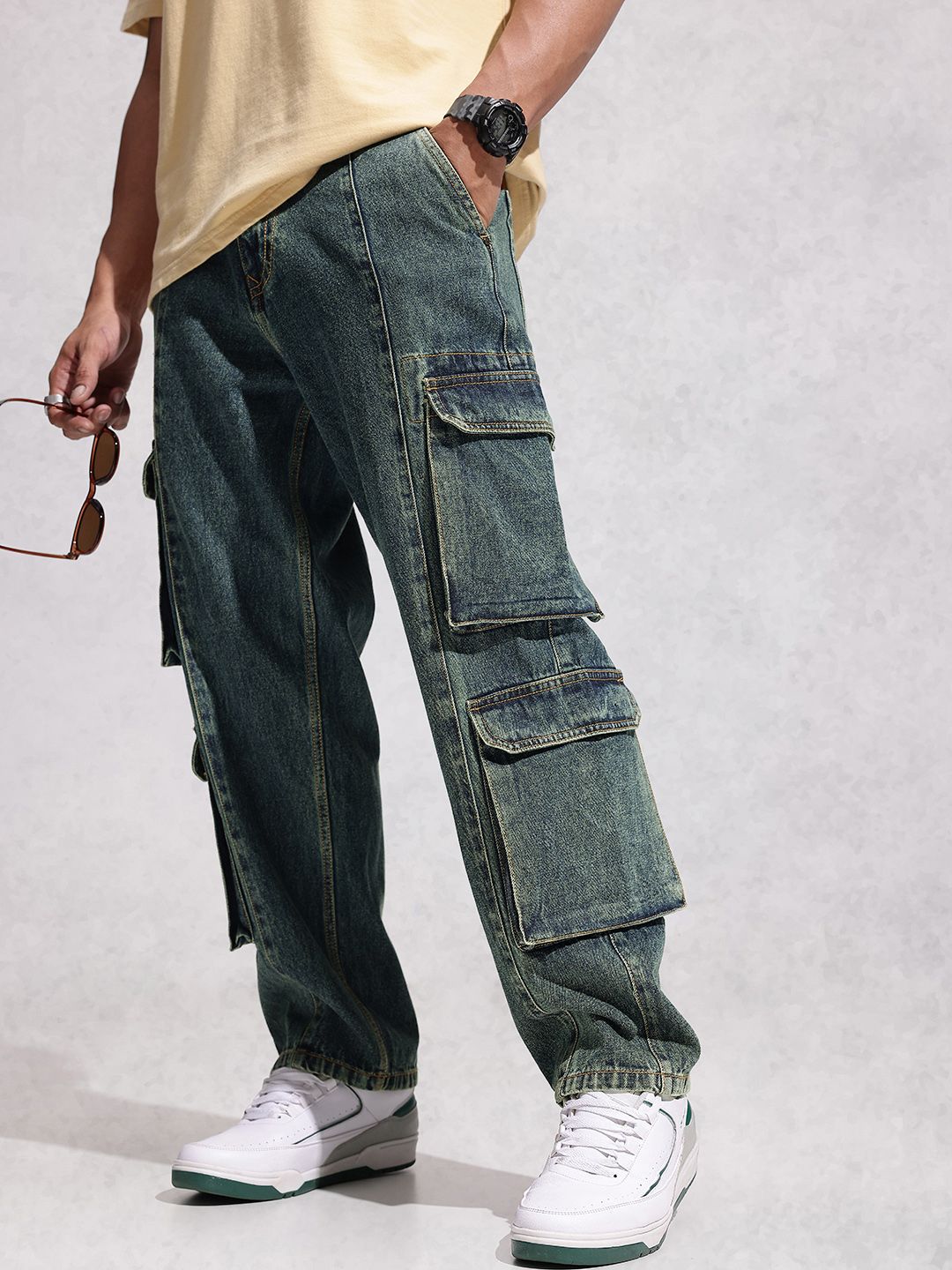 WROGN Men Pure Cotton Loose Fit Light Fade Cargo Jeans-picture-41