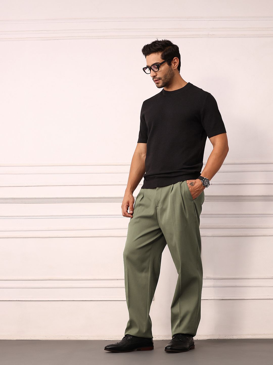 Mr Bowerbird Men Pleated Mid-Rise Liberal Fit Trousers-picture-21