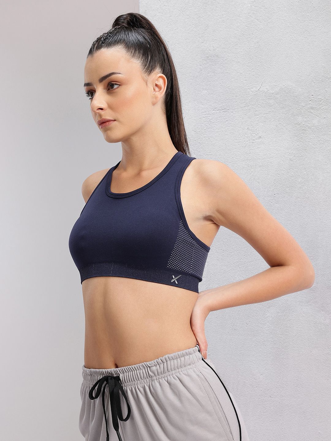 HRX by Hrithik Roshan Abstract Full Coverage Lightly Padded Rapid-Dry Seamless Workout Bra-picture-15