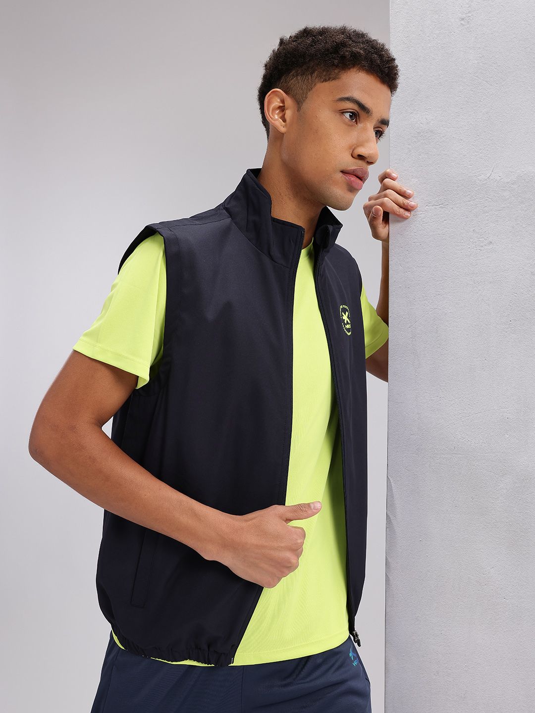 HRX by Hrithik Roshan Brand Logo Printed Detail Rapid-Dry Training Gilet Jacket-picture-58