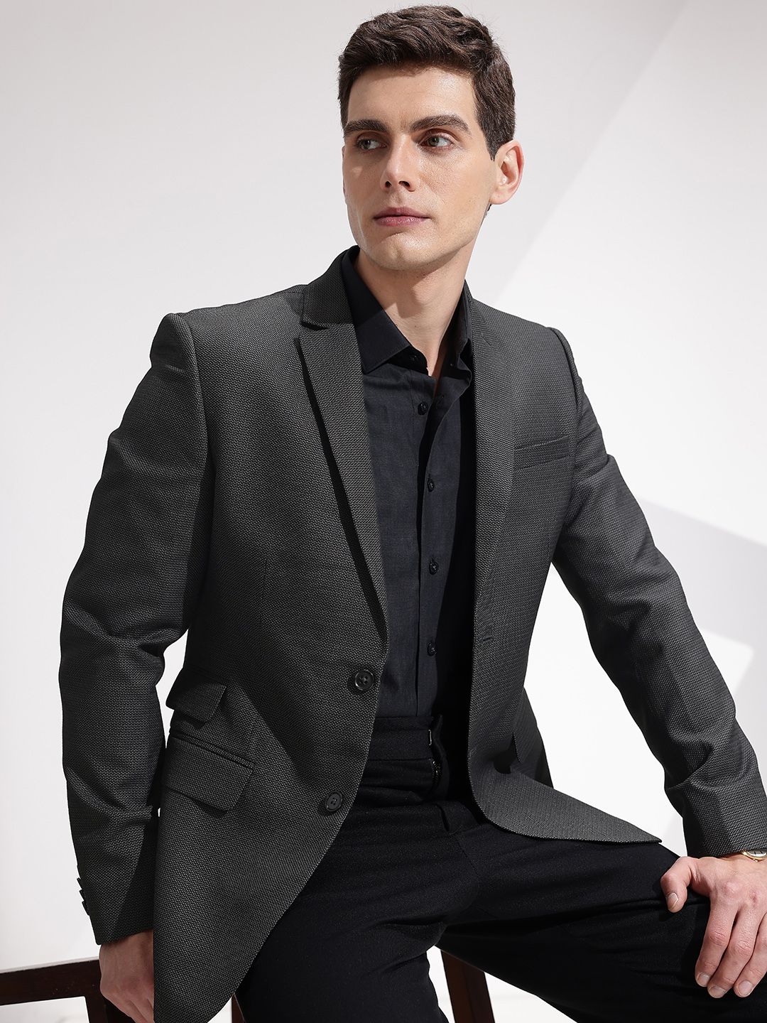 INVICTUS Self-Design Slim Fit Single-Breasted Smart Casual Blazer-picture-15