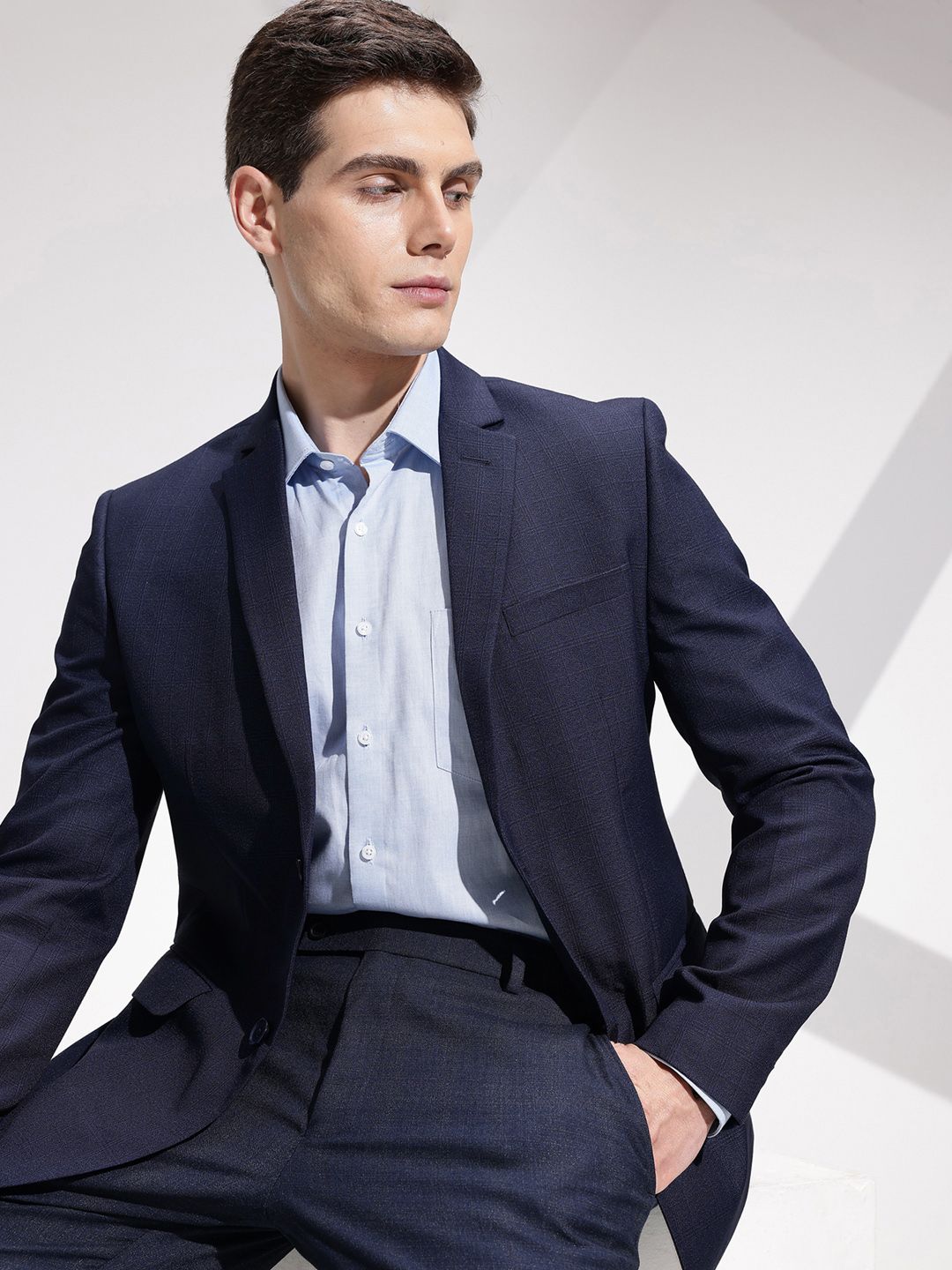 INVICTUS Notched Lapel Checked Single-Breasted Slim Fit Smart Casual Blazer-picture-20