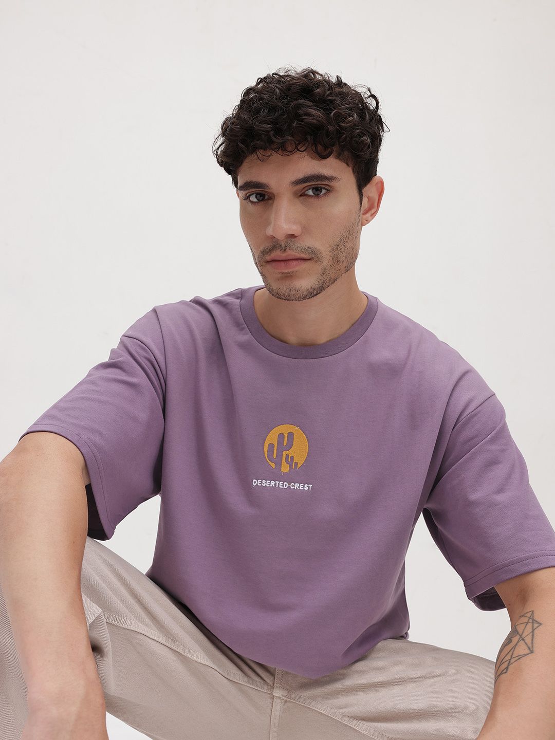 The Roadster Lifestyle Co. Men Drop-Shoulder Sleeves Oversized T-shirt-image-31