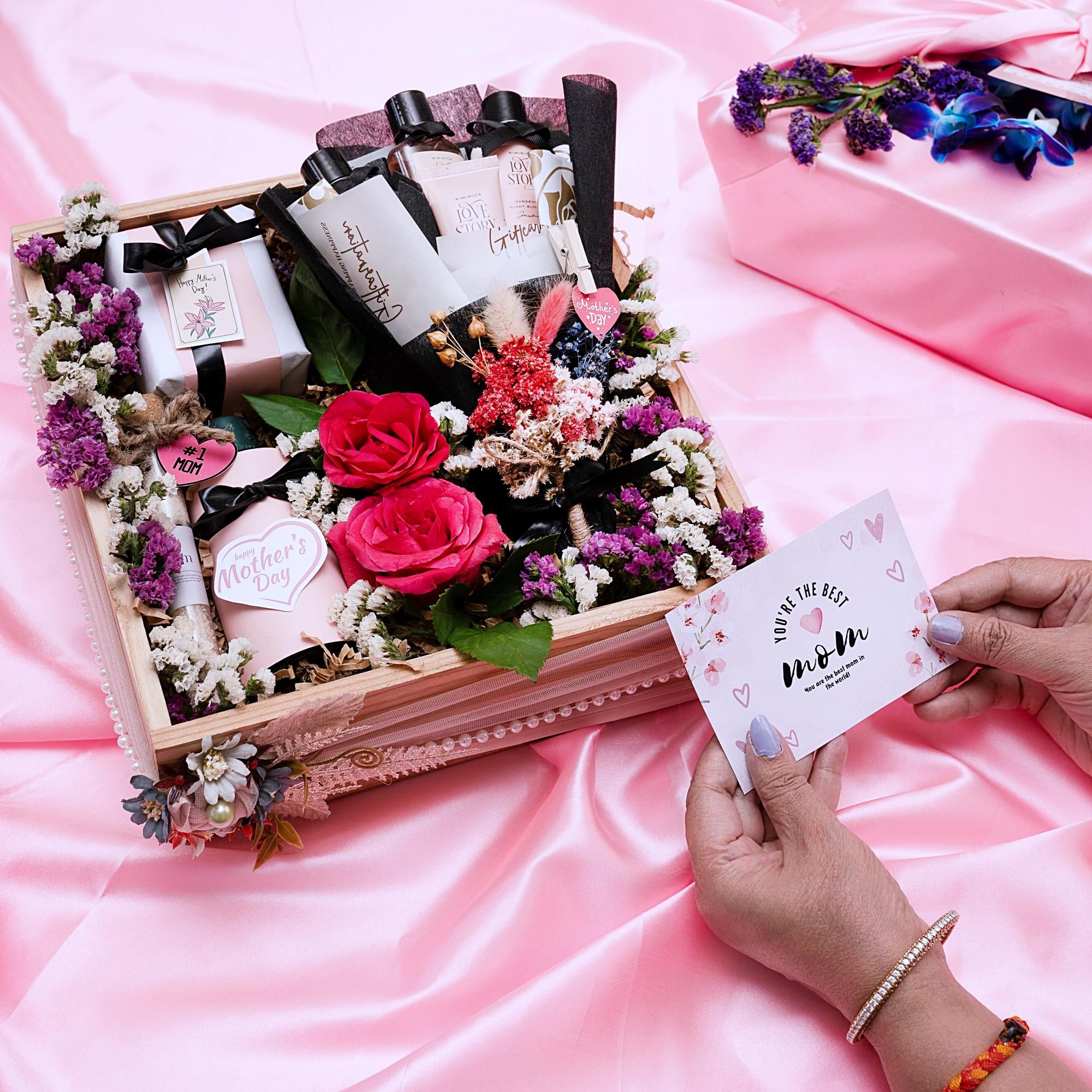 Giftcarnation Pink Skincare Gift Hamper for Her-image-30