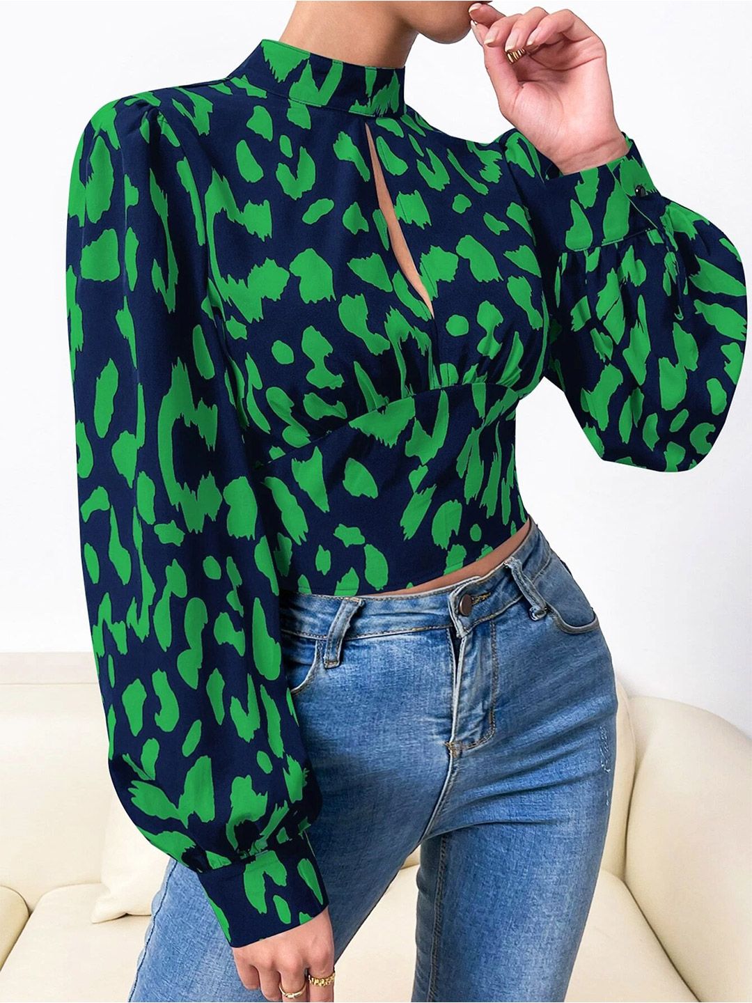 Stylecast X Slyck Animal Print Puff Sleeve Styled Back Crop Top-picture-23