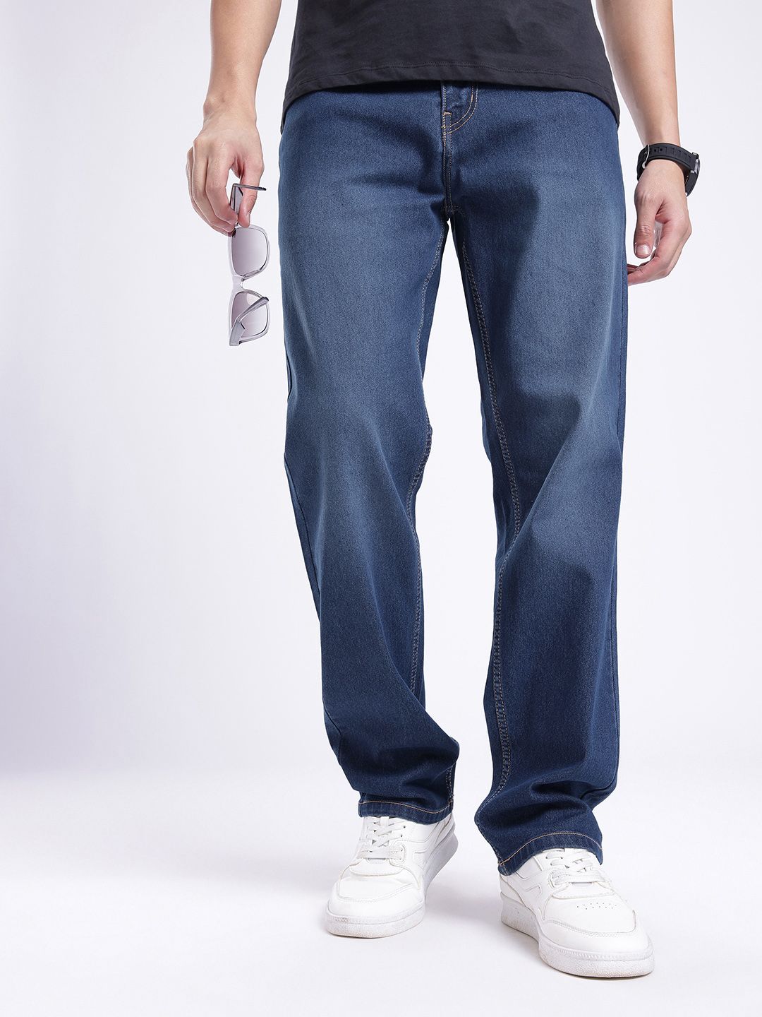 glitchez Men Relaxed Fit Light Fade Stretchable Jeans-picture-13