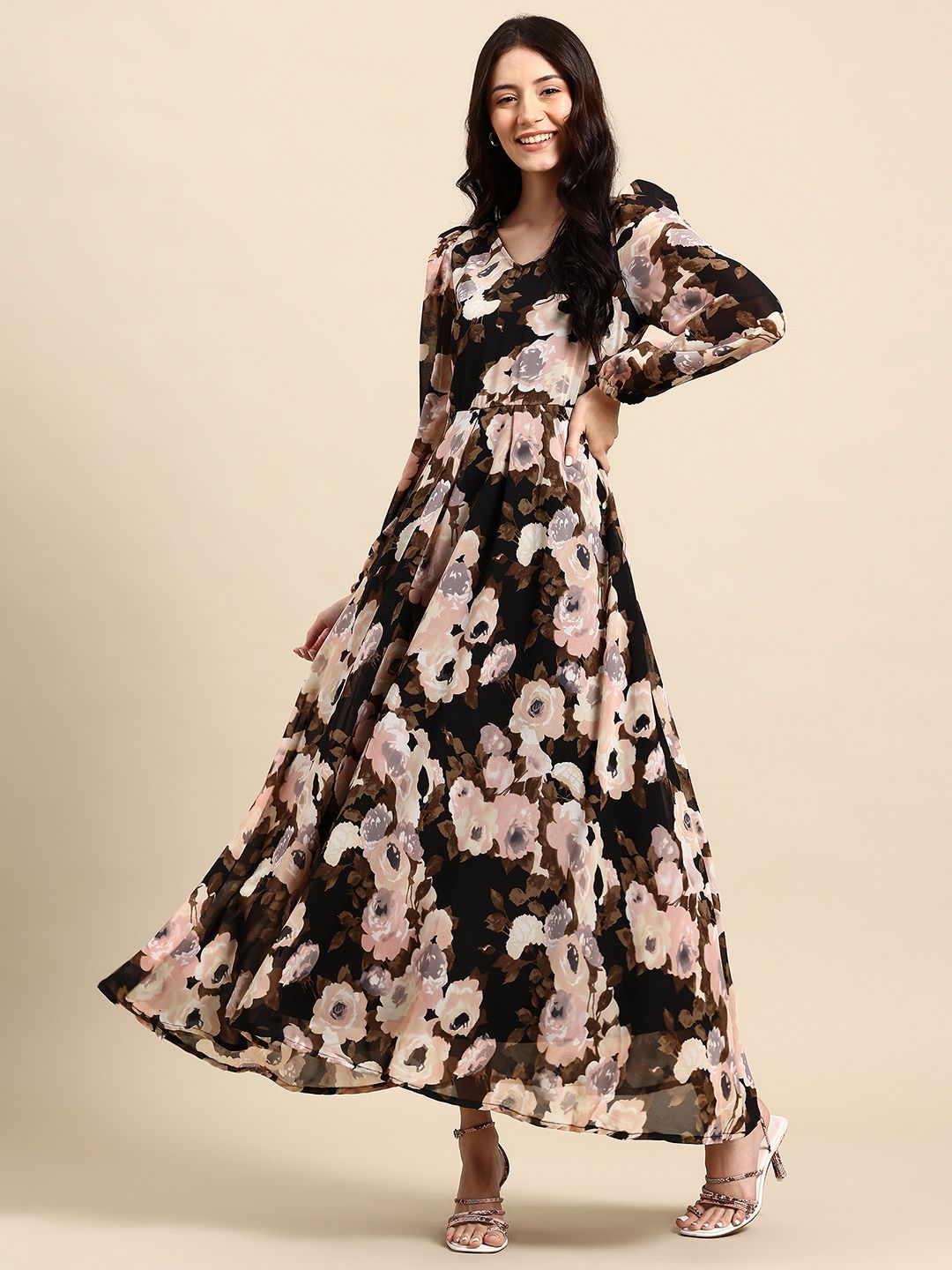 La Zoire Floral Print Puff Sleeve Georgette Maxi Dress