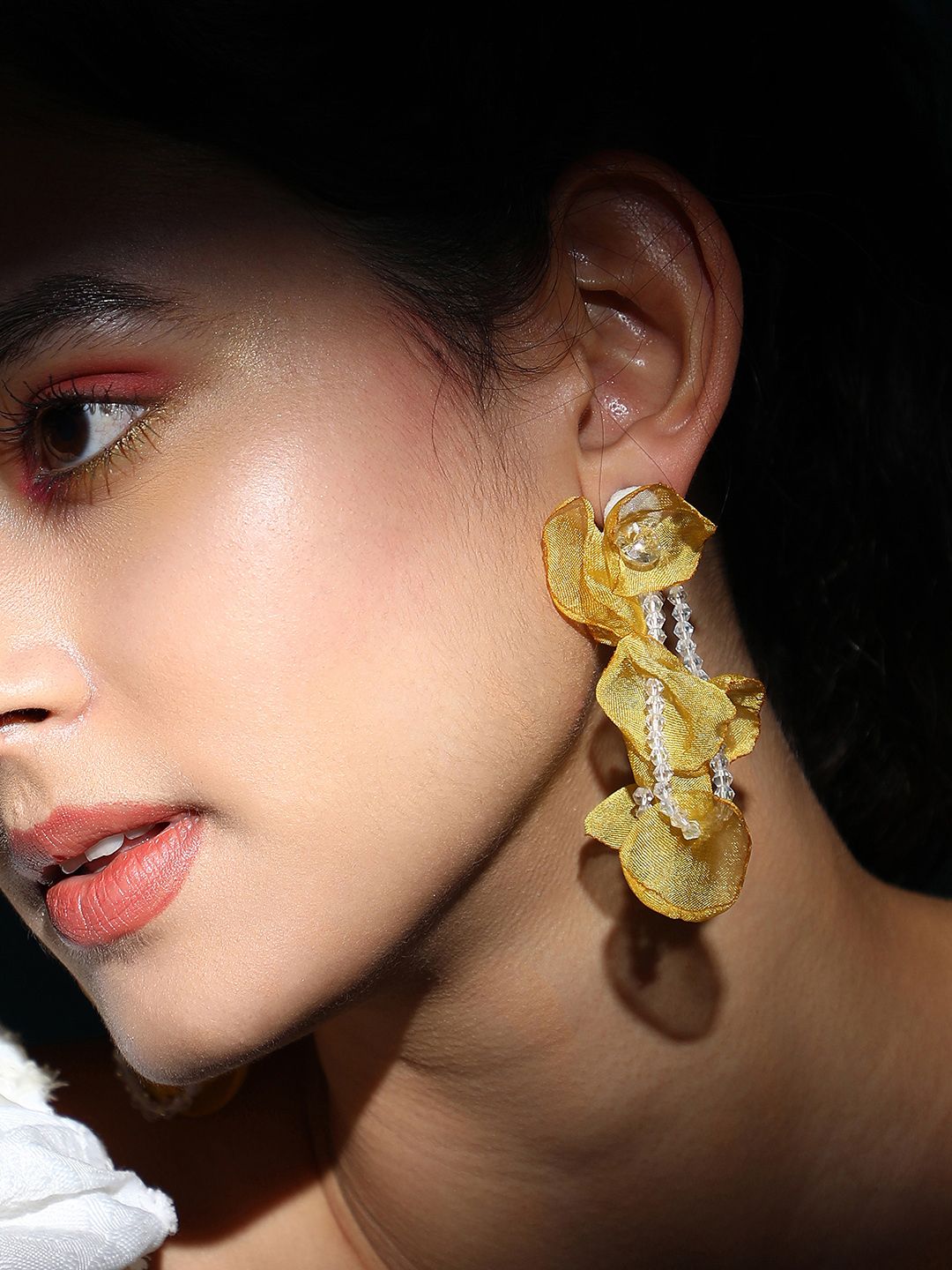 SOHI The Petalyn Artificial Beads Floral Drop Earrings-picture-38
