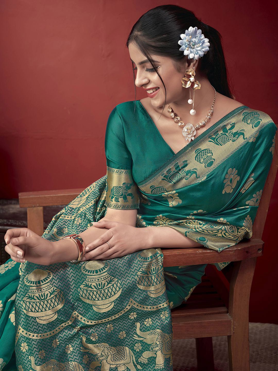 KALINI Woven Design Zari Paithani Saree-picture-17