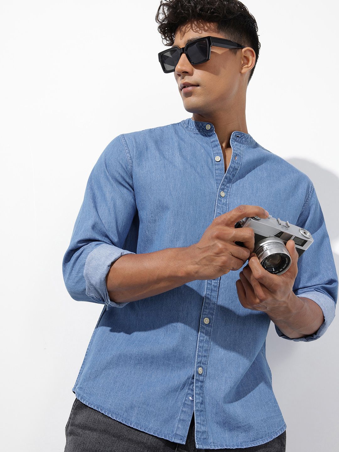 R.Code by The Roadster Life Co. Solid Mandarin Collar Denim Shirt-picture-17